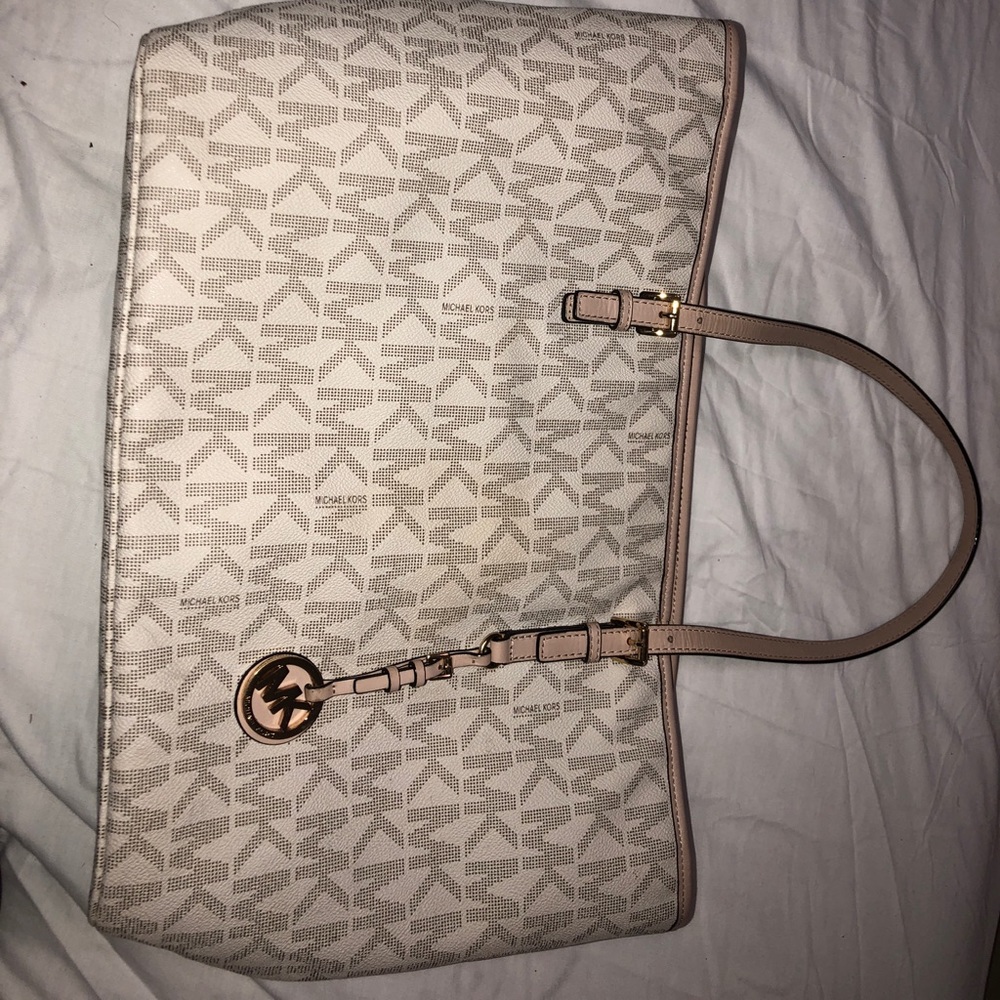 Michael kors tote